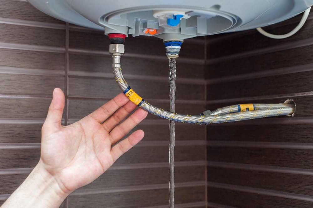 What To Do If Your Hot Water Heater is Leaking